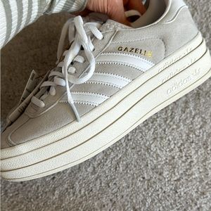 Grey & White Adidas Gazzelle Bold